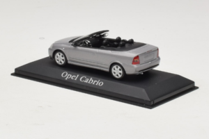 Opel Astra G カブリオレ Grey Metallic Minichamps 1:43 ASTRA001 メタル - 画像 3/4