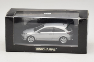 Opel Astra H GTC シルバー Minichamps 1:43 ASTRA003 メタル - 画像 4/4