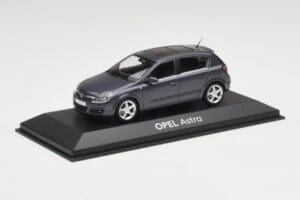 Opel Astra H ダークブルー Minichamps 1:43 B24910027-A1 メタル - 画像 2/4