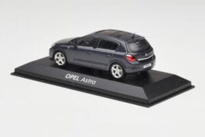 Opel Astra H グレー Minichamps 1:43 B24910027A メタル - 画像 3/4