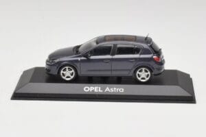 Opel Astra H グレー Minichamps 1:43 B24910027A メタル
