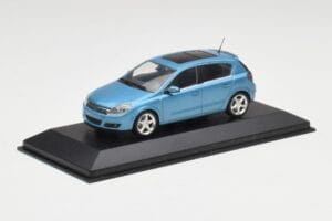 Opel Astra H ライトブルー Minichamps 1:43 400043001 メタル - 画像 2/4