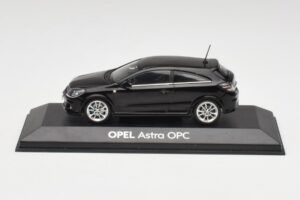 Opel Astra H OPC ブラック Minichamps 1:43 90399890 メタル