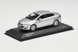 Opel Astra J シルバー Minichamps 1:43 410042000 メタル - 画像 2/5