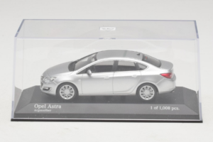 Opel Astra J シルバー Minichamps 1:43 410042000 メタル - 画像 4/5