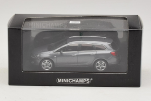 Opel Astra J Sports Tourer Minichamps 1:43 400049014 メタル - 画像 4/4