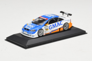 Opel Astra V8 Coupe Race Taxi GMAC Bank OPC Euroteam 2004 Minichamps 1:43 400044800 メタル - 画像 2/4