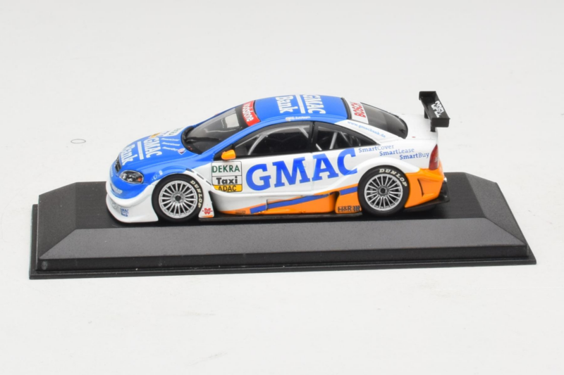 Opel Astra V8 Coupe Race Taxi GMAC Bank OPC Euroteam 2004 Minichamps 1:43 400044800 メタル