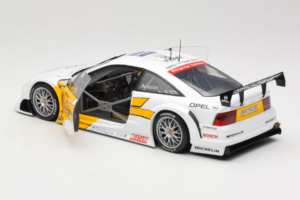 Opel Calibra V6 #21 N. Amorim DTM 1995 UT Models 1:18 180954221 メタル - 画像 5/8