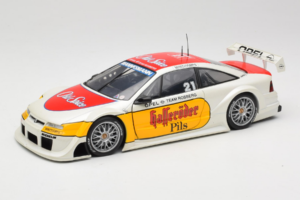Opel Calibra V6 #21 H-J. Stuck ITC 1996 UT Models 1:18 180964280 メタル
