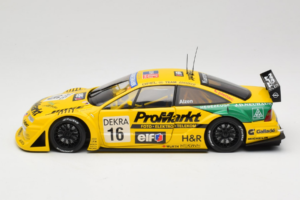 Opel Calibra V6 4x4 #16 U. Alzen DTM 1996 UT Models 1:18 180964316 メタル - 画像 4/8