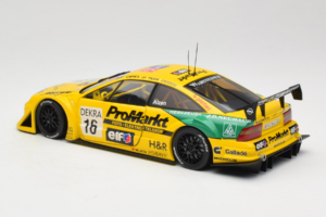 Opel Calibra V6 4x4 #16 U. Alzen DTM 1996 UT Models 1:18 180964316 メタル - 画像 7/8