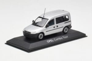 Opel Combo C シルバー Minichamps 1:43 COMBO001 メタル - 画像 2/4