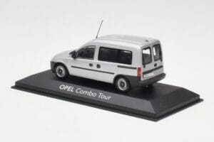Opel Combo C シルバー Minichamps 1:43 COMBO001 メタル - 画像 3/4