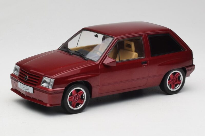 Opel Corsa A Custom レッド MCG 1:18 MCG18433 メタル