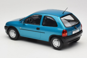 Opel Corsa B Blue Metallic MCG 1:18 MCG18514 メタル - 画像 5/6