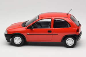 Opel Corsa B レッド MCG 1:18 MCG18513 メタル - 画像 3/6