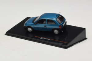 Opel Corsa B Swing ブルー IXO 1:43 CLC581N メタル - 画像 3/4