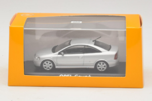 Opel Coupe Bertone シルバー Minichamps 1:43 B24910027 メタル - 画像 4/4