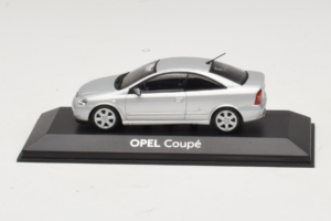 Opel Coupe Bertone シルバー Minichamps 1:43 B24910027 メタル