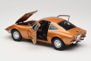 Opel GT ゴールド Minichamps 1:18 180049025 メタル - 画像 5/8