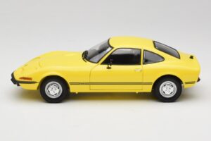 Opel GT/J イエロー Minichamps 1:18 180049021 メタル - 画像 4/8