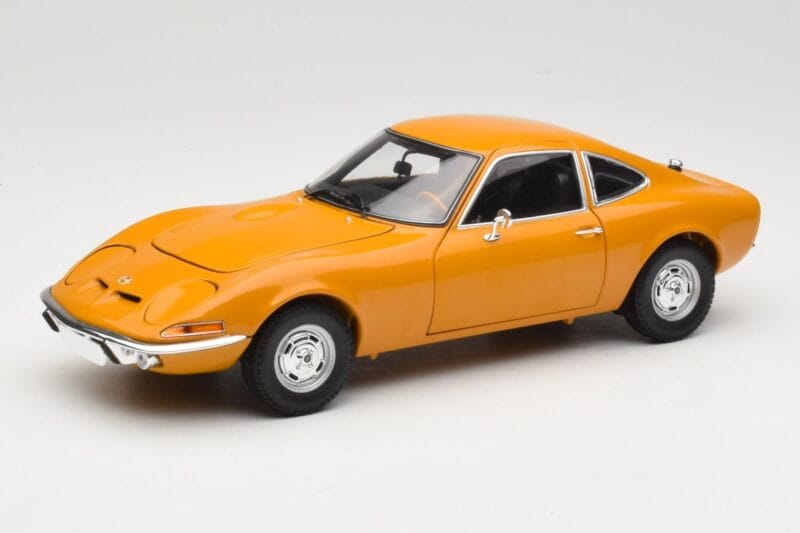 Opel GT オーカー Minichamps 1:18 180049031 メタル