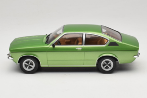 Opel Kadett C Coupe グリーン MCG 1:18 MCG18599 メタル - 画像 3/6