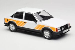 Opel Kadett D SR ホワイト イエロー デコール MCG 1:18 MCG18534 メタル - 画像 4/6