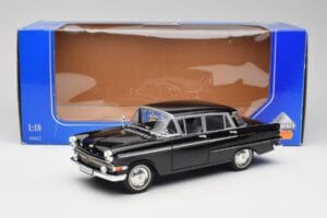 Opel Kapitan P1 ブラック Revell 1:18 08822 メタル - 画像 8/8