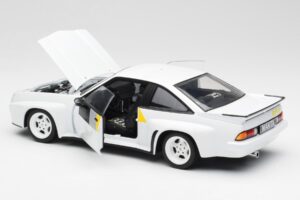 Opel Manta 400 ホモロゲーション ホワイト Revell 1:18 8819 メタル - 画像 5/8