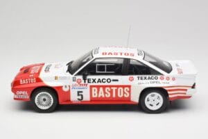 Opel Manta 400 #5 G. Colsoul Rally Ypres 1985 IXO 1:18 18RMC134 メタル - 画像 3/6
