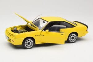 Opel Manta B GT/E イエロー Revell 1:18 08421 メタル - 画像 2/8