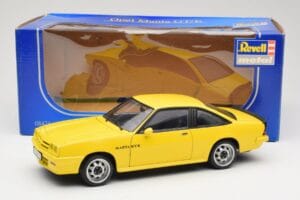 Opel Manta B GT/E イエロー Revell 1:18 08421 メタル - 画像 8/8