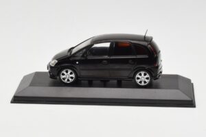 Opel Meriva OPC ブラック Minichamps 1:43 90399891 メタル