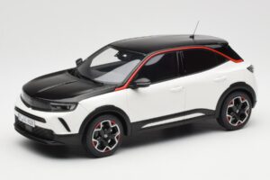 Opel Mokka-E GS Line Jada ホワイト Otto 1:18 OT1045 レジン