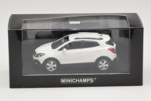 Opel Mokka ホワイト Minichamps 1:43 410042100 メタル - 画像 4/4