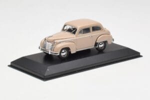 Opel Olympia A ベージュ Minichamps 1:43 430040404 メタル - 画像 2/4
