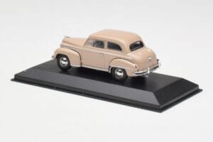 Opel Olympia A ベージュ Minichamps 1:43 430040404 メタル - 画像 3/4