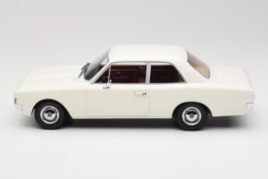 Opel Rekord C ホワイト Minichamps 1:18 107047001 メタル - 画像 3/6