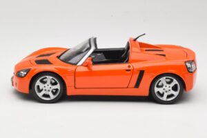 Opel Speedster オレンジ Maisto 1:18 31615 メタル - 画像 4/8