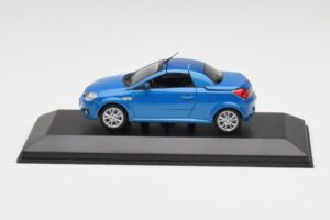 Opel Tigra Twin Top ブルー Minichamps 1:43 919084 メタル