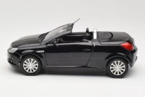 Opel Tigra TwinTop B ブラック Norev 1:18 183600 メタル - 画像 4/8