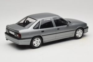 Opel Vectra A 2000 16V ダークグレー MCG 1:18 MCG18462 メタル - 画像 2/6