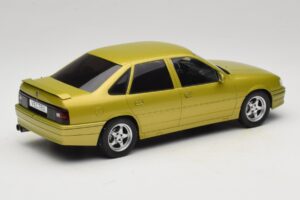 Opel Vectra A 2000 16V イエロー MCG 1:18 MCG18463 メタル - 画像 2/6