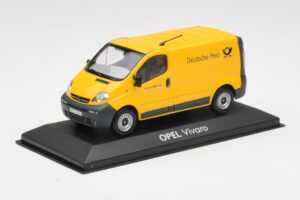 Opel Vivaro A Deutsche Post Minichamps 1:43 430040562 メタル - 画像 2/4