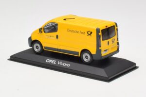 Opel Vivaro A Deutsche Post Minichamps 1:43 430040562 メタル - 画像 3/4