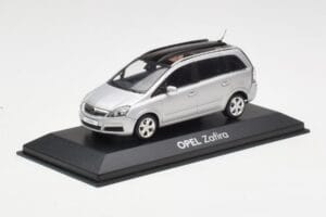 Opel Zafira B シルバー Minichamps 1:43 1799109 メタル - 画像 2/4