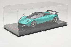 Pagani Huayra BC Green Metallic Yy Model 1:18 REMC020 レジン - 画像 6/7