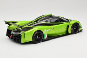 Pagani Huayra R グリーン LCD 1:18 LCD18012-GR メタル - 画像 3/8